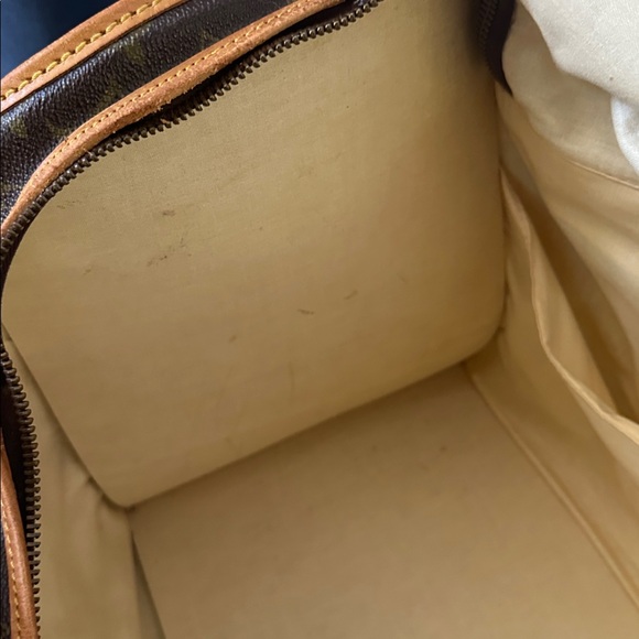 Vintage (1982) Louis Vuitton Brown and Tan Monogram Travel Bag - Picture 15 of 16